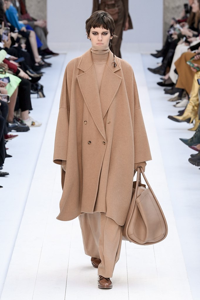 Max Mara Autunno Inverno 2020 2021 la sfilata Amica Foto 31